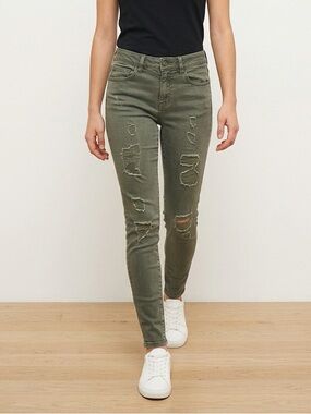 American Eagle Outfitters Olive Skinny Jeans | Size 6